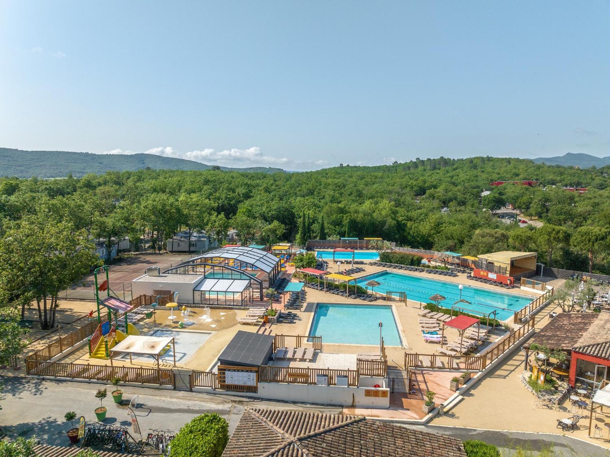 Camping Domaine De Chaussy Лагорс Екстериор снимка