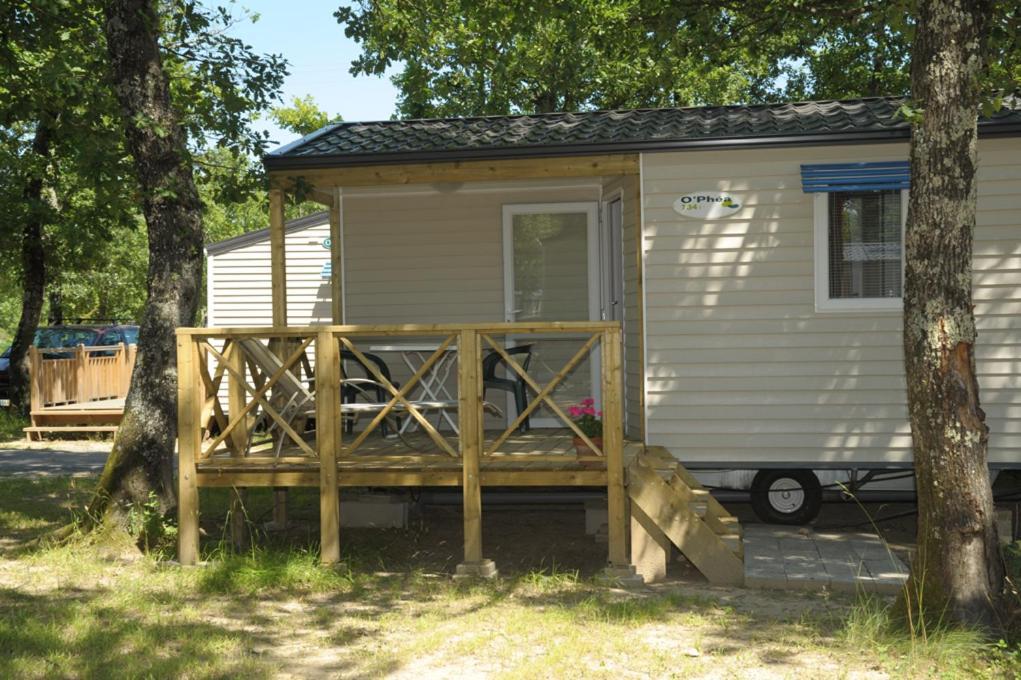 Camping Domaine De Chaussy Лагорс Стая снимка